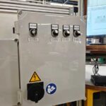 Machinebesturing voor robot productiecel
